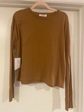 Double Zero Women's Long Sleeve Tee in Caramel Brown - Small